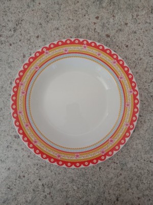 Maxwell & Williams. Veronique. Rimmed Soup Bowl. (22cm). Made In China.