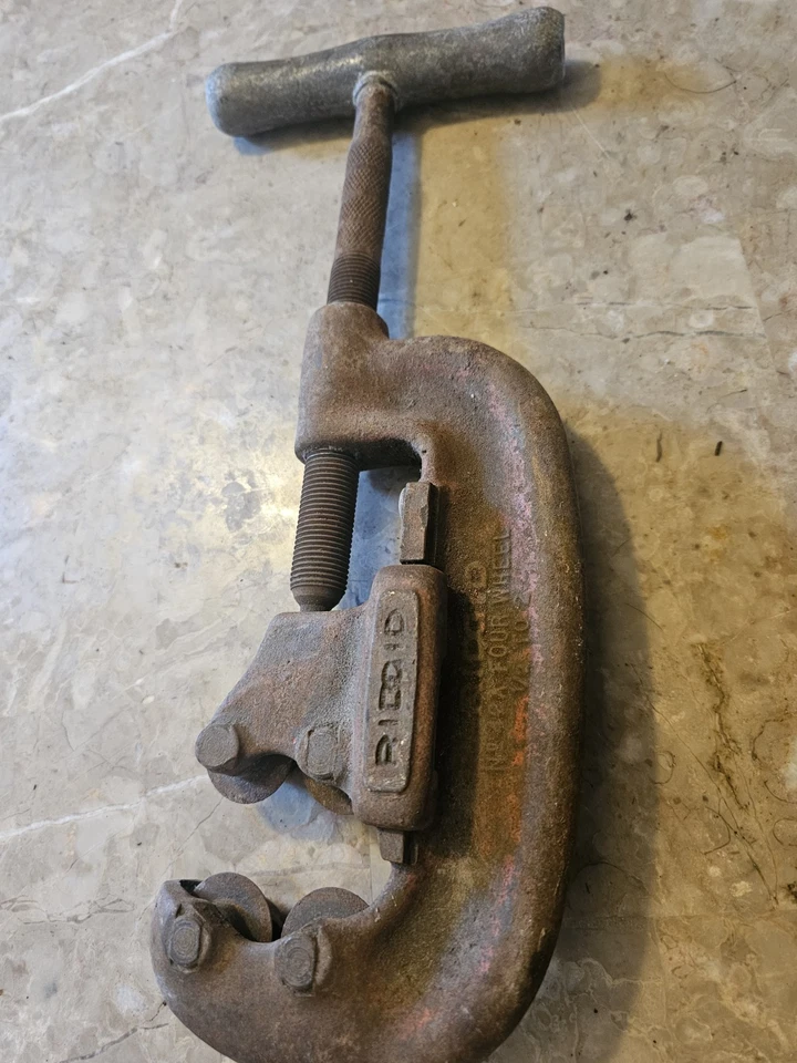 Cortador de tubos de alta resistencia VINTAJE RIDGID modelo 2-A Foto 4 de 4