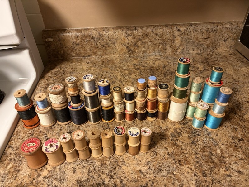 Lot Vintage Wooden Thread Spools Clark’s, Etc. Plus Empty Wood Spools