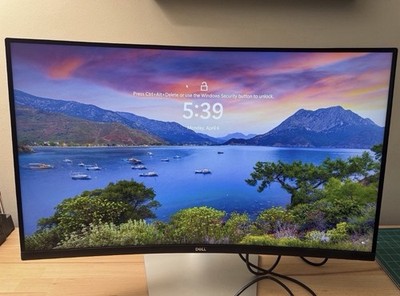 Dell S3221QS 32 Inch Curved 4K UHD (3840 x 2160) With Stand And