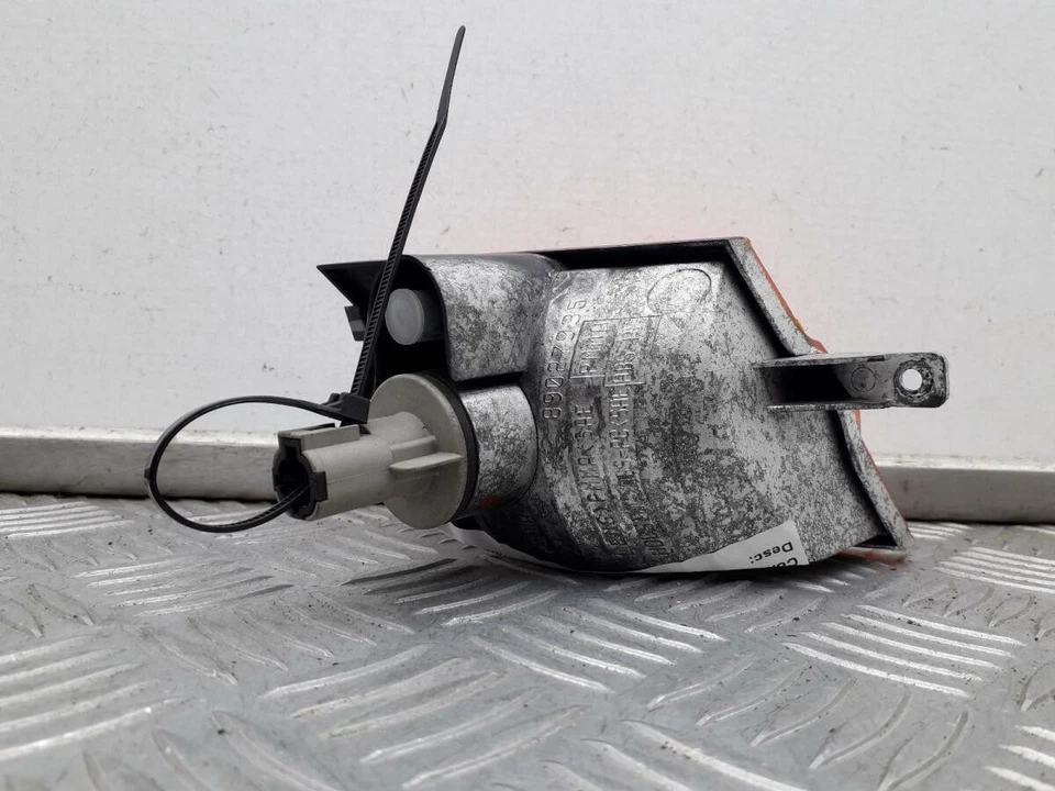 2003 NISSAN MICRA MK2 NS Left PASSENGER INDICATOR LIGHT 89027935 — 第 2/4 张图片