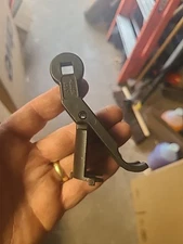 MILLER TOOL 8387 VALVE SPRING COMPRESSOR TOOL 