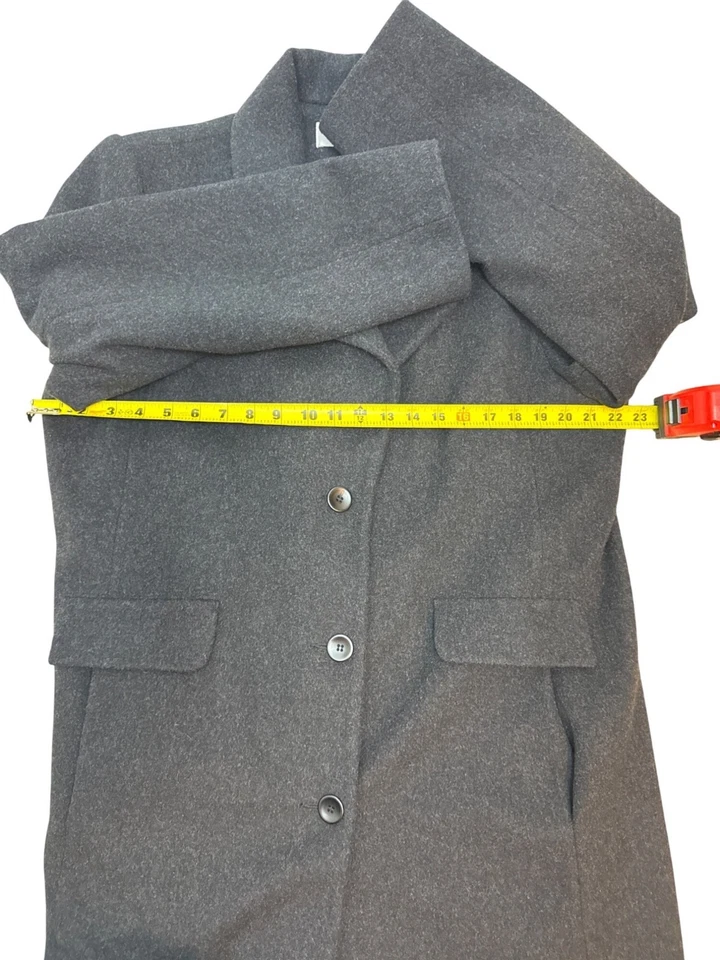 Abrigo para mujer Forecaster of Boston gris carbón lana cachemir abotonado 14 Foto 3 de 4