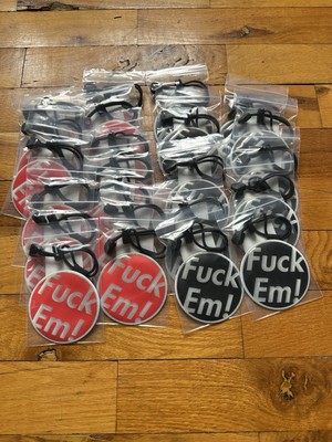 🔥 Supreme Blue Lug Reflector Black 💯 Authentic ✓ Free 🔥 Supreme Blue Lug Reflector Black 💯 Authentic ✓ Free