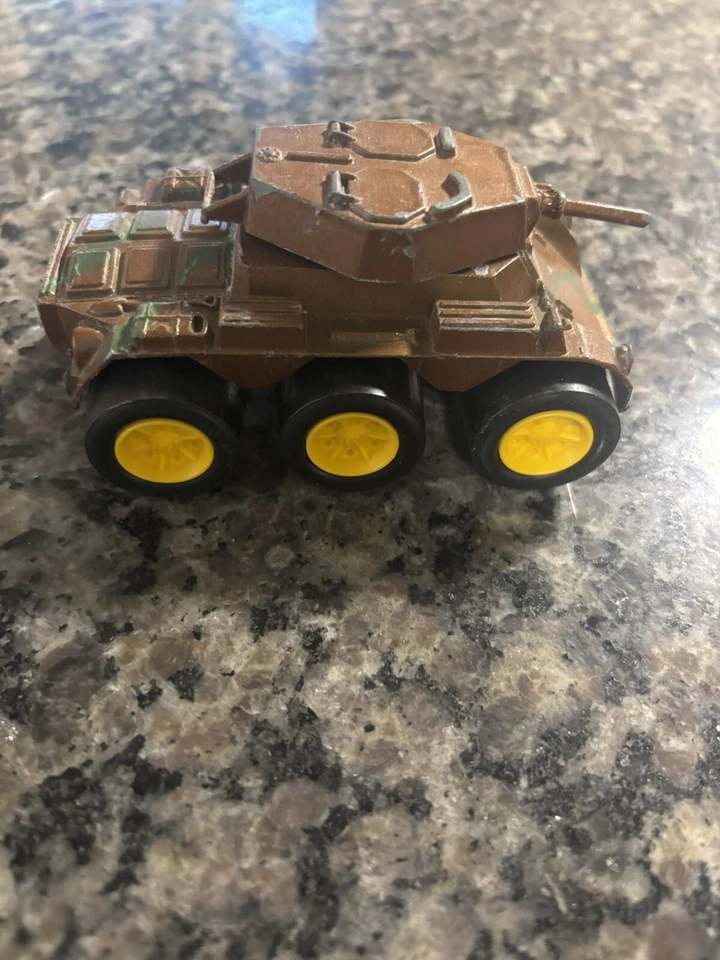 Vintage Military Tank Die-cast Tootsie Toy Armored Car Tank - Image 2 of 4