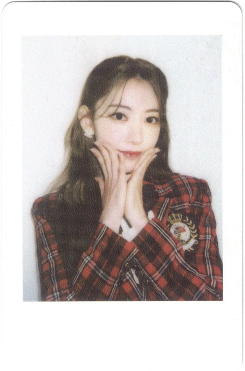 LE SSERAFIM - LE SSERAFIM シーグリ Class of 2023 LE SSERAFIM - 2023 Season's Greetings [CLASS OF 2023]