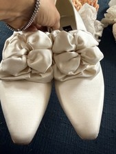 Vintage Stuart Weitzman White Satin Pumps Made in Spain Womens Heels Formal