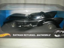 Batman Returns Batmobile CMC96 2015 Hot wheels Un Opened New Box 1:18 scale