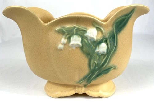 VINTAGE WELLER ART POTTERY PLANTER VASE