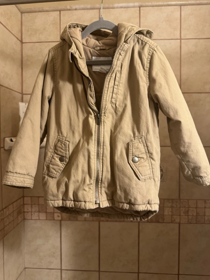 Chaqueta Old Navy Niños 5T Utility Basewood Con Capucha Beige Carga Vellón Forrado Otoño Foto 2 de 4