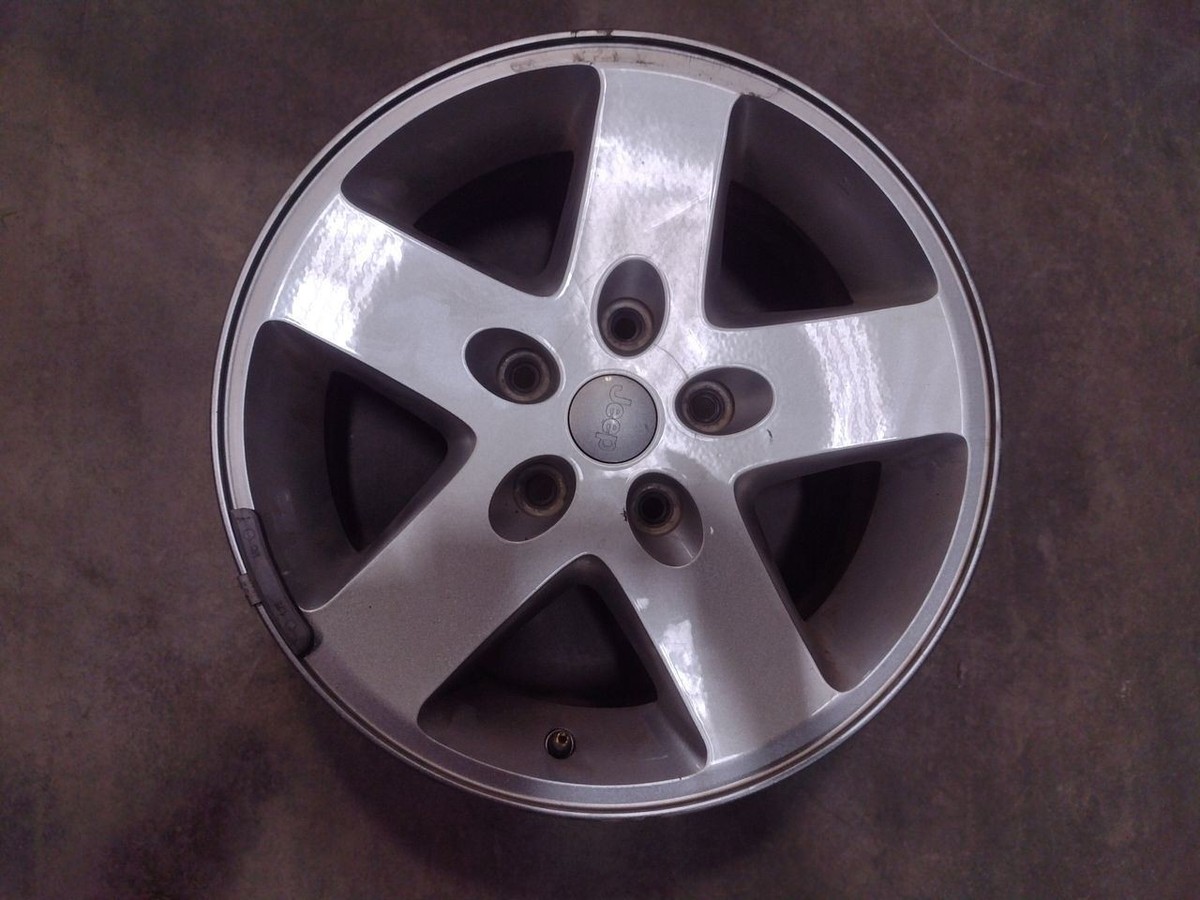 Aluminum 17x7.5 5x127mm Wheel 1AH78PAKAE Fits 07-18 Wrangler
