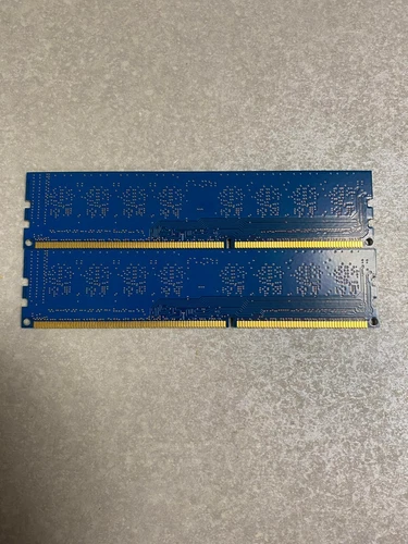 4GB HYNIX HMT325U6BFR8C-H9 (2X2GB) DDR3 RAM - Picture 2 of 2