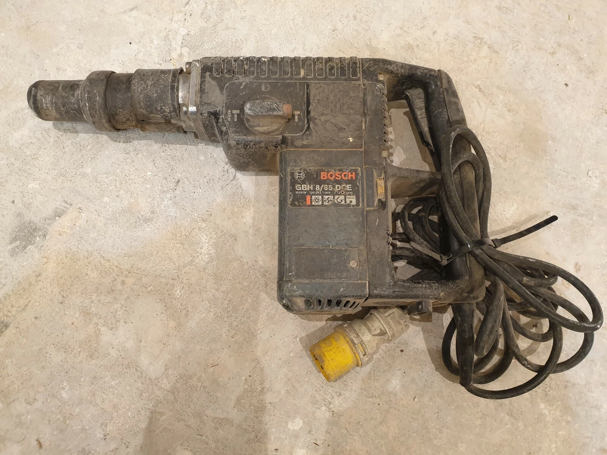 Bosch 11230EVS 11/2 Corded Electric VariableSpeed SDSMax