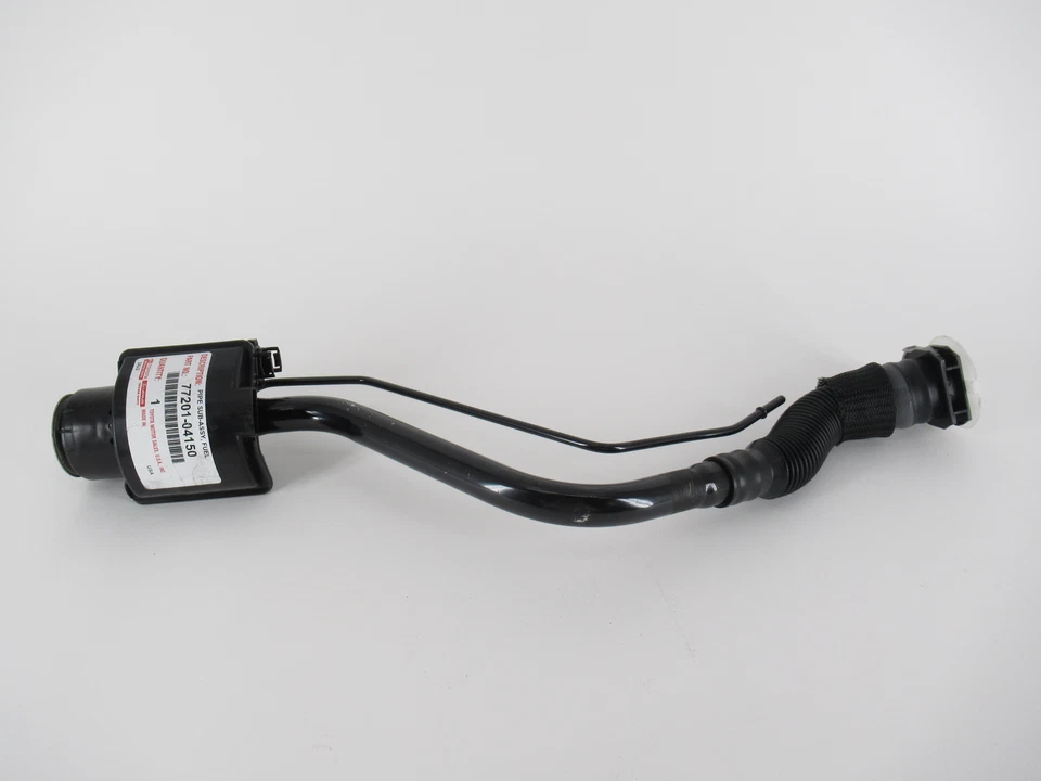 Conjunto de tubo de llenado de combustible genuino OEM Toyota 77201-04150 2018-2023 Tacoma Foto 2 de 4