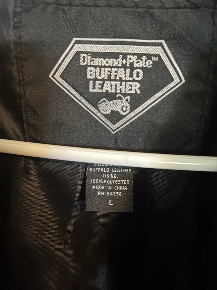 Diamond Plate Buffalo 皮革摩托车夹克 L 大号 — 第 2/4 张图片