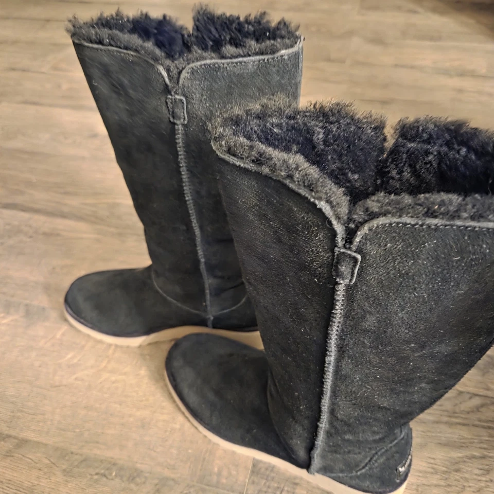 Botas Koolaburra By UGG negras, polar, media pantorrilla talla 7 Foto 2 de 4