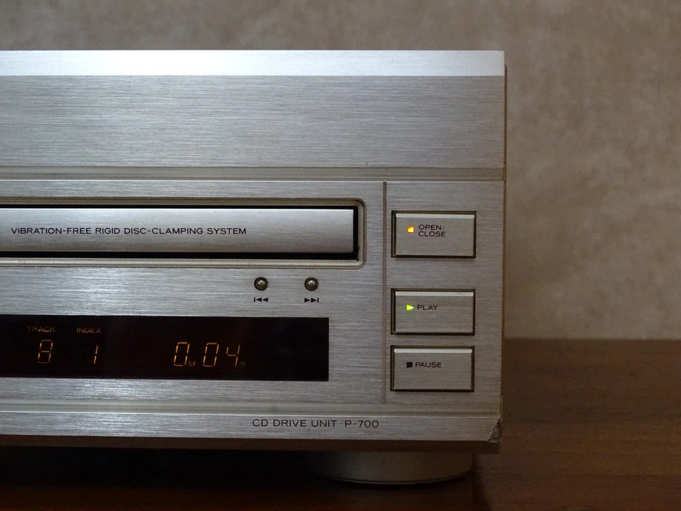 TEAC ESOTERIC P-700 CD-Laufwerk CD Player Neuwertig/ SERVICED NEW LASER VRDS - Bild 3 von 4