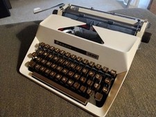 Facit 1620 Portable Typewriter w/ Case and Manual c. 1969 - Great Condition! thumbnail