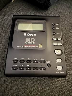 Sony MZ-1 (1992) MiniDisc Walkman - getestet & funktionsfähig - Hülle + Netzteil MZ1
