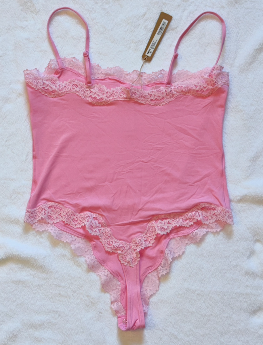 SKIMS Fits Everybody Lace Cami Bodysuit BUBBLEGUM TONAL Pink XL