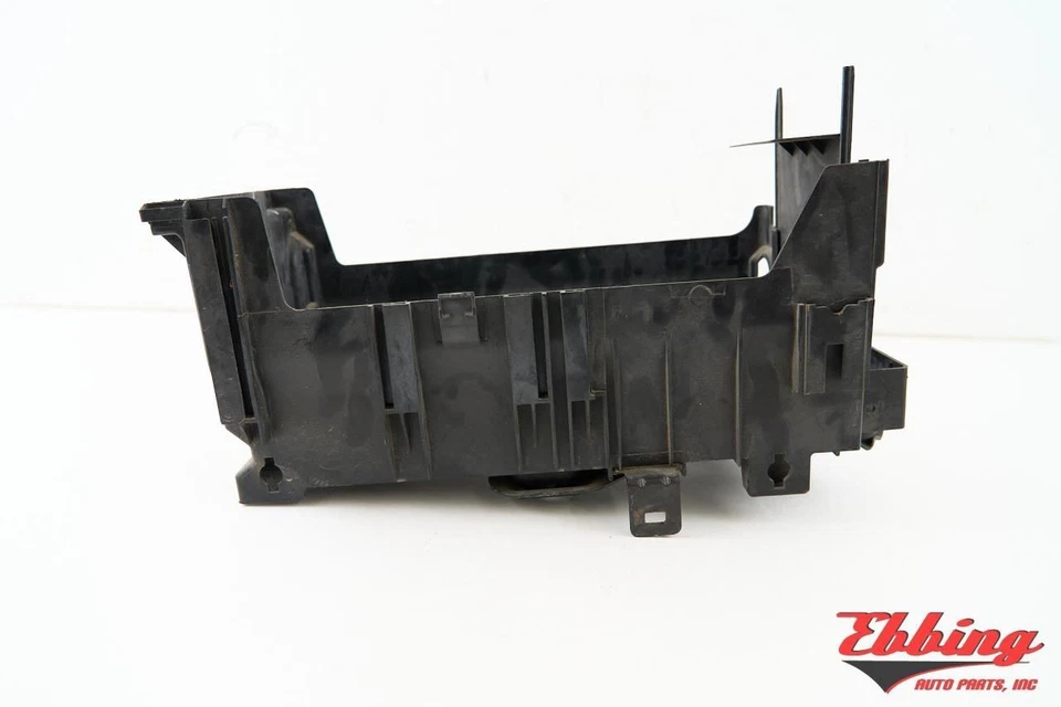 Battery Tray Assembly 2.5L ID: 23448318 Fits 2014-2015 Chevrolet Malibu 707484 Foto 4 de 4