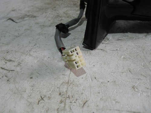 TOYOTA PREVIA 2000-2006 DOOR WING MIRROR ELECTRIC (PASSENGER SIDE) IN BLACK - Picture 4 of 4