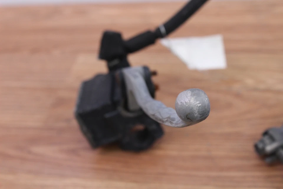 Главный цилиндр переднего тормоза 2002 KAWASAKI ZZR600 ZX-6 с суппортами и шлангами - Изображение 4 из 4