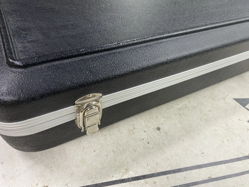 BC Rich Mockingbird Eagle Electric Bass Guitar Molded Hard Case ABS - Image 3 of 4