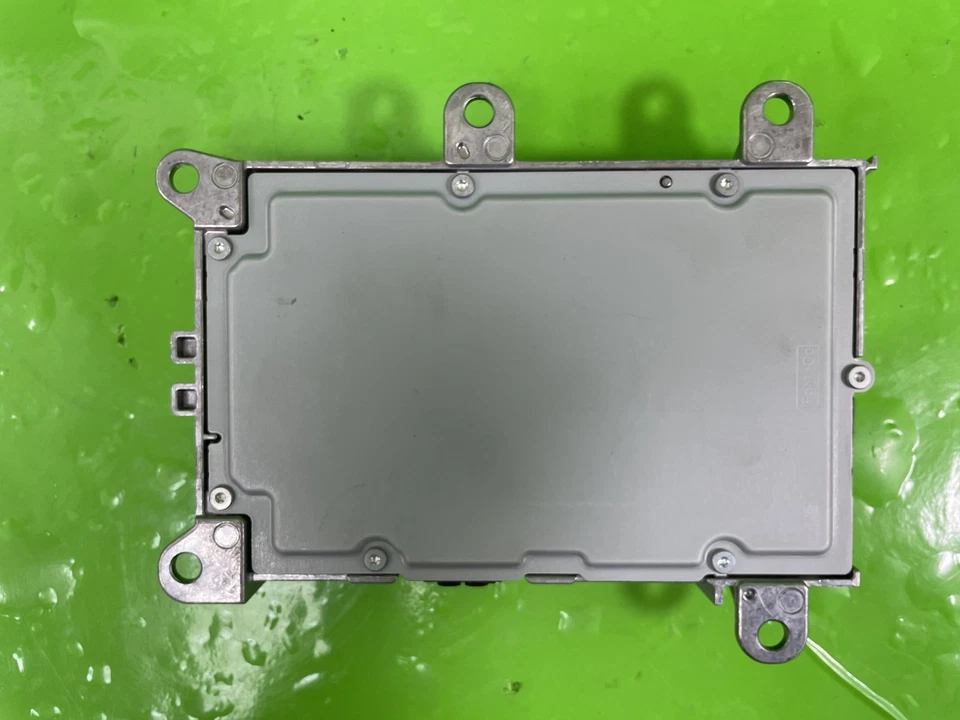 БЛОК УПРАВЛЕНИЯ МОДУЛЕМ ШЛЮЗА VW AMAROK ECU MK2 2022-2025 NU5T14G650KAF - Изображение 2 из 4