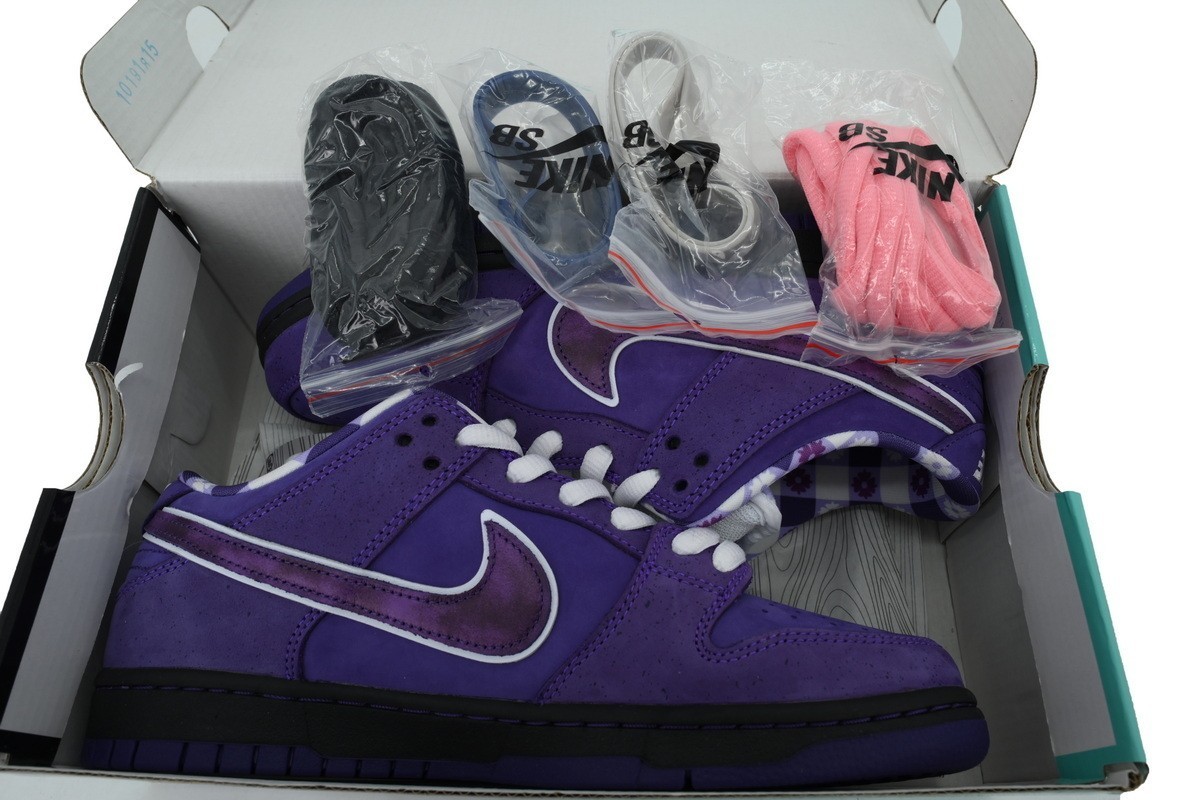 Nike SB Purple Lobster Concepts Insole Size 9 Concepts x Nike SB Dunk Low Lobster Closer Look | Hypebeast main image 3