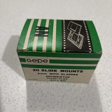 Gepe 6901 Super Thin Slide Mounts 40x40mm Double AN Glass Box of 20 Antinewton