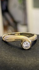 Echt Gold 585, 14 K, Damen Ring mit einem Diamanten , 4 Gr.  Gr. 49