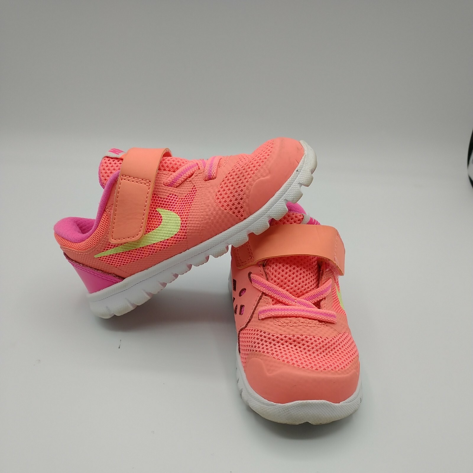 Nike flex 2015 run Toddler Size 7C 