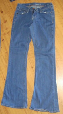 Old Navy women's/juniors blue jeans size 6