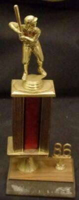 Vintage 1986 Baseball Trophy   GREAT OLD TROPHY   USABLE CONDITION - VINTAGE