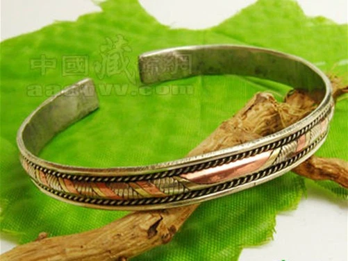 Strongest Metal On Earth Glossy Open Cuff Armband Bracelet For Women  Exaggerated Big C Shape Arm Jewelry From Oncemorelove6789, $2.99 |  DHgate.Com