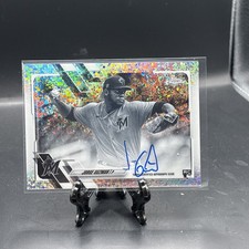 2021 Topps Chrome Jorge Guzman Rookie On Card Auto Autograph Mini Diamonds. rookie card picture