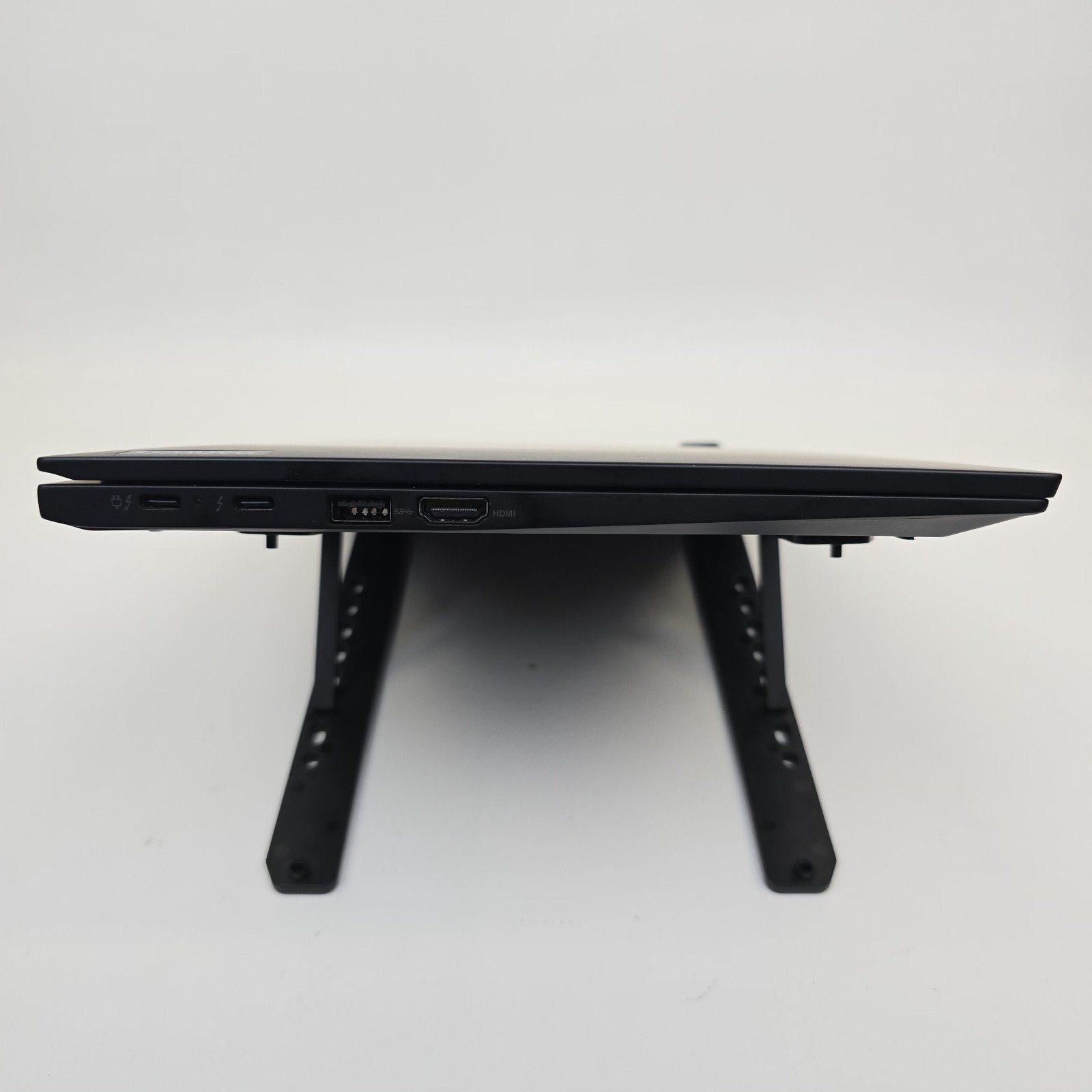 Lenovo ThinkPad X1, 14-Inch Laptop, with Intel Core i7 13th Gen., No OS