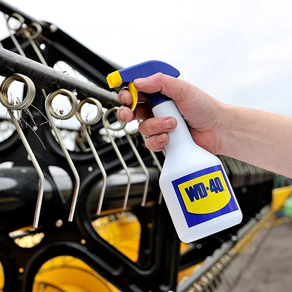 WD-40 Multi-Use Lubricant Original 600ml x2, Flexible 400ml x3 or WD40 5L +Spray - Image 3 of 4