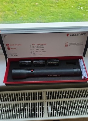 Ledlenser P17 Taschenlampe, Schwarz