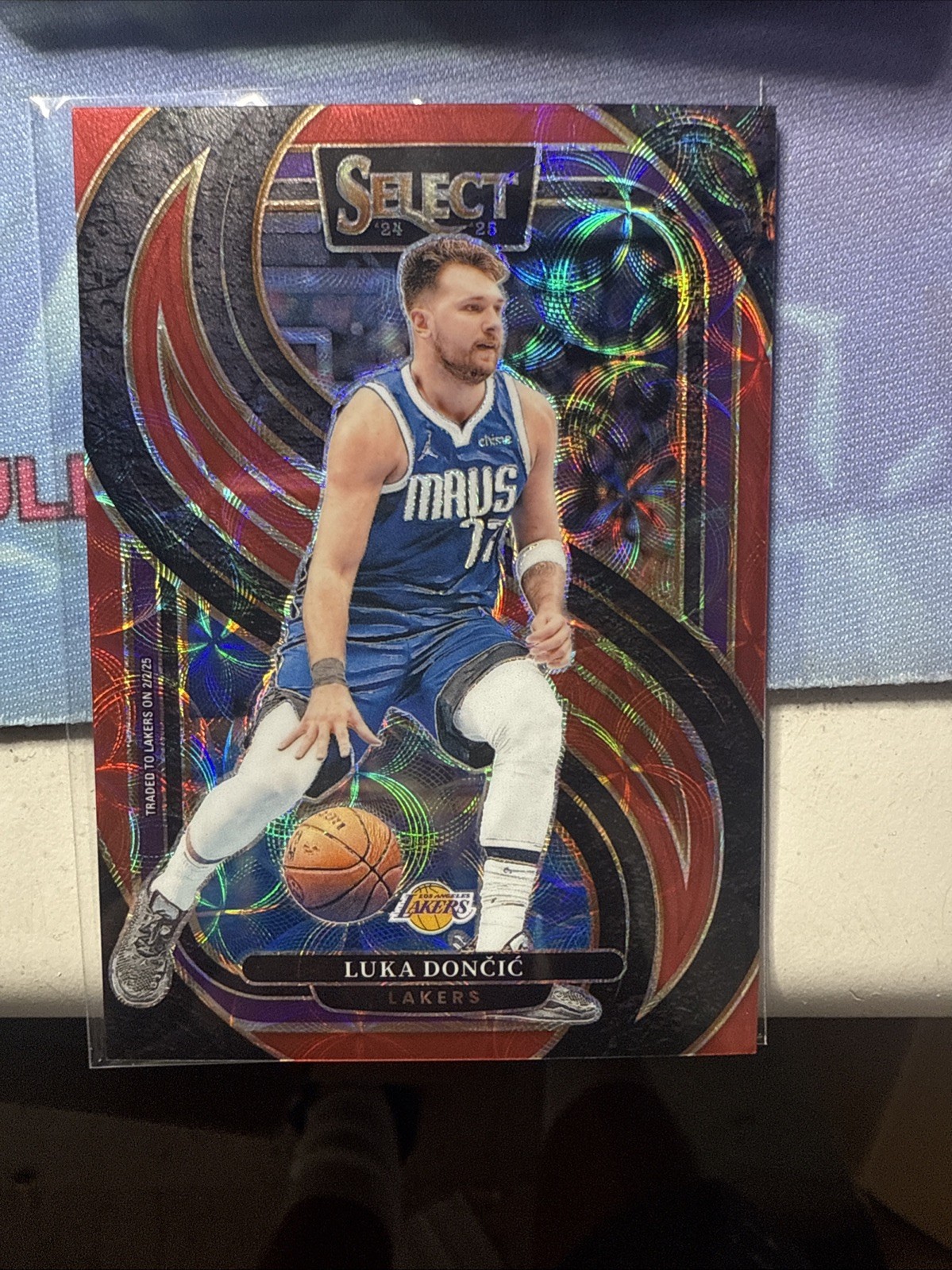 Luka Doncic 2024-25 Select Red Scope Prizm Premier Level /249 Lakers #141