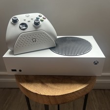 Microsoft Xbox Series S 512GB Console + Controller Wireless Charging VGC Boxed