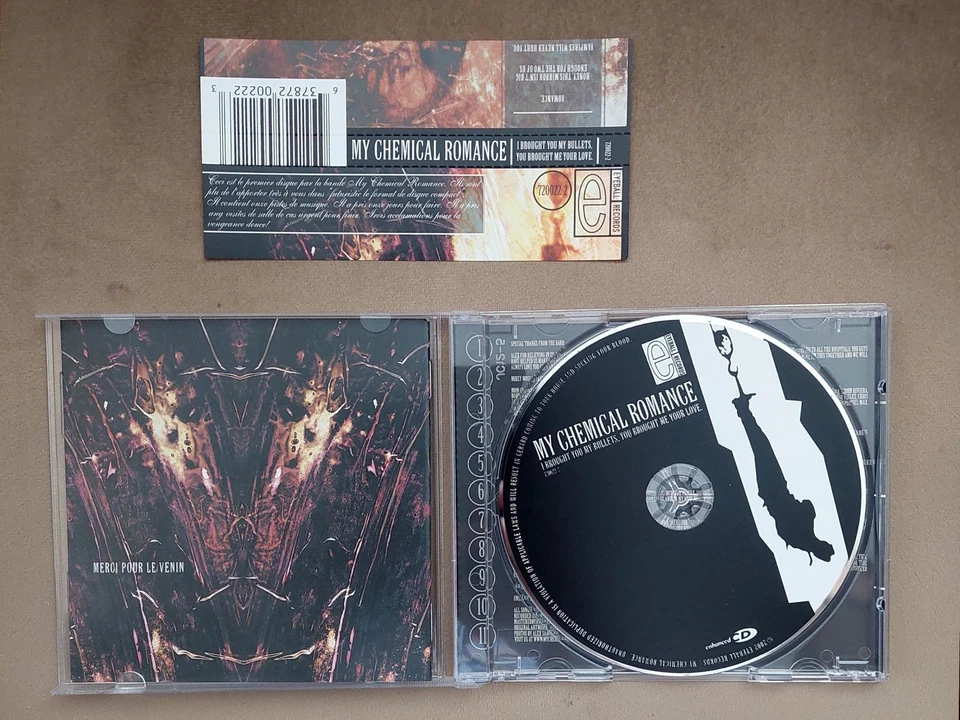 My Chemical Romance - I Brought You My Bullets, You Brought Me Your Love CD - Image 3 of 3