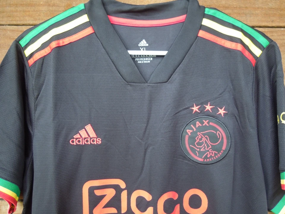 Camiseta Ajax Amsterdam Bob Marley Edición Especial, Extra Grande Foto 2 de 4