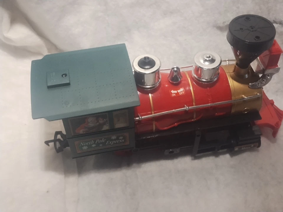 Eztec G Gauge CHRISTMAS ENGINE Scientific Toy North Pole Express Train Tested - Image 4 of 4