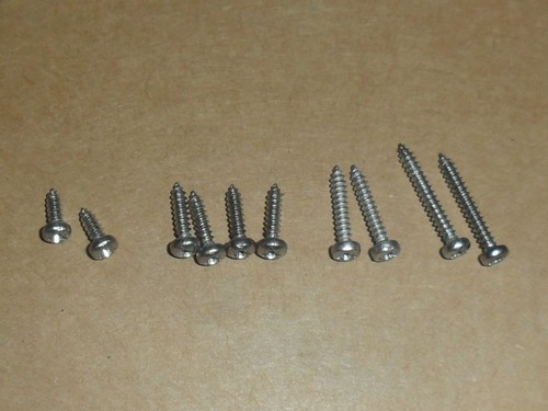 Scalextric car spares Pinions, Motor wire, Magnets, Screws, Eyelets, suppressors - 第 7/49 張圖片