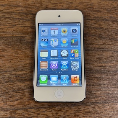 Apple Ipod Touch 4th Generation A1367 8GB Tested Reset - READ