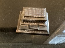 GREAT VINTAGE METAL LINCOLN MEMORIAL, OLD WASHINGTON DC SOUVENIR!!