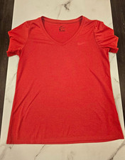 Nike Dri-FIT Women's V-Neck Short Sleeve Solid Red Polyester T-Shirt L