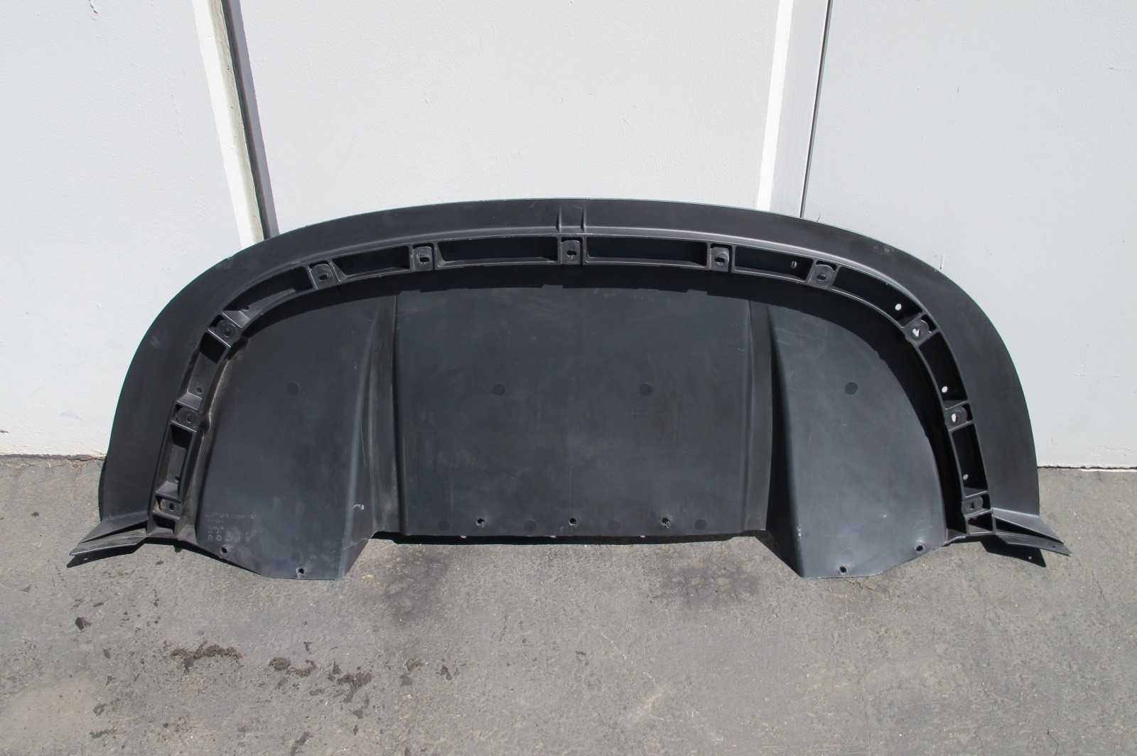 Front Air Deflector Undercarriage Tray 4G7V-17D997-AC fits 05-06 Ford GT  (#5)